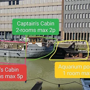  Botel De Coaster & Aquarium Ponton Netherlands