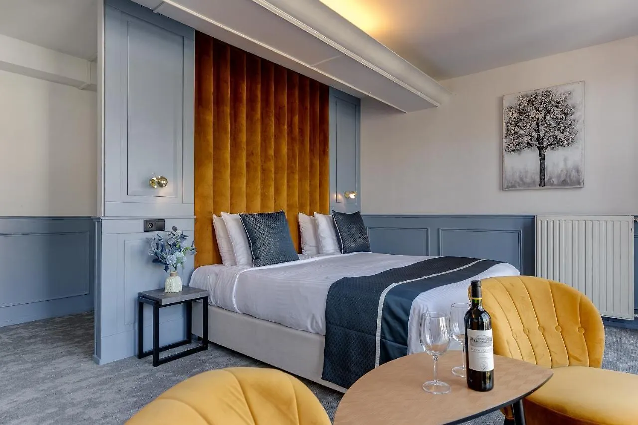 Hotel Royal Bridges Delft 4*,  Netherlands